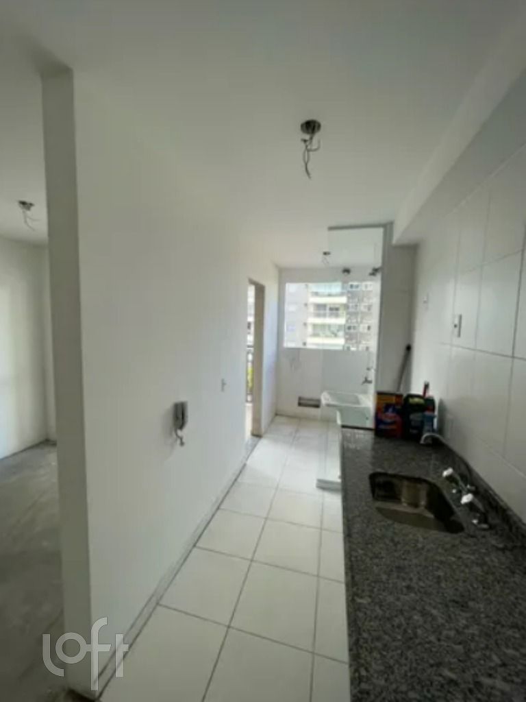 Apartamento à venda com 2 quartos, 60m² - Foto 2