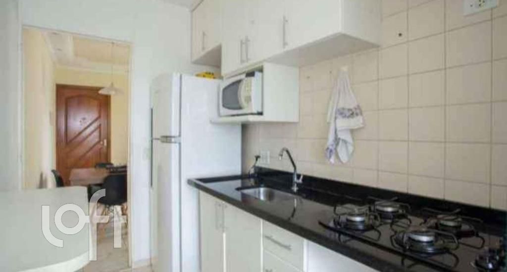 Apartamento à venda com 2 quartos, 42m² - Foto 7