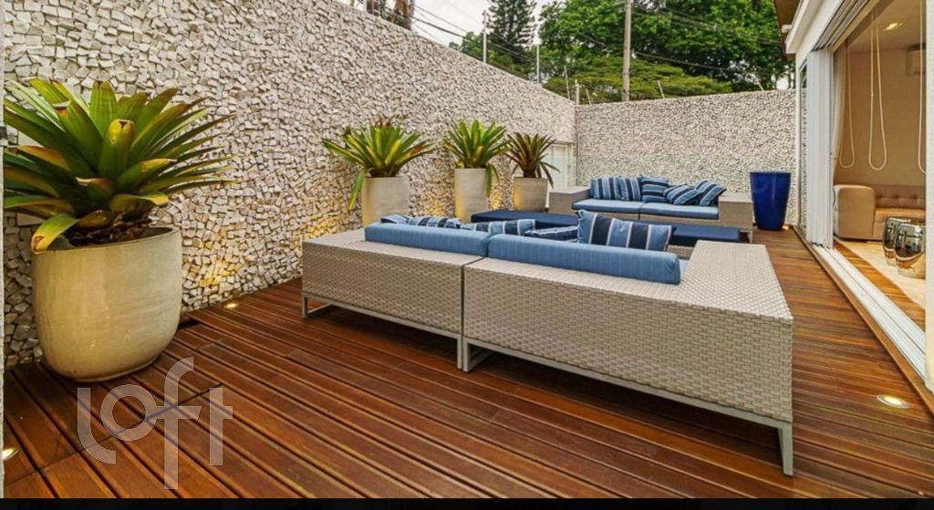 Casa à venda com 3 quartos, 450m² - Foto 2