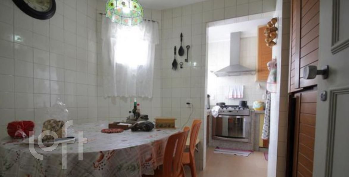 Apartamento à venda com 4 quartos, 214m² - Foto 11