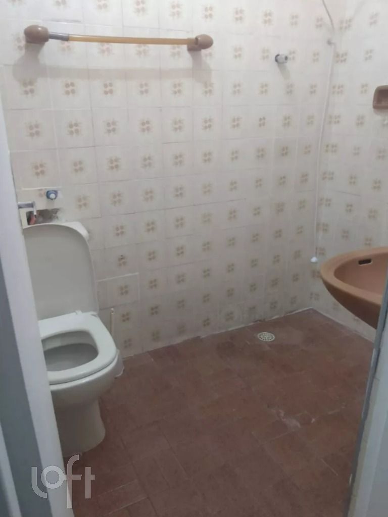 Casa à venda com 4 quartos, 220m² - Foto 9