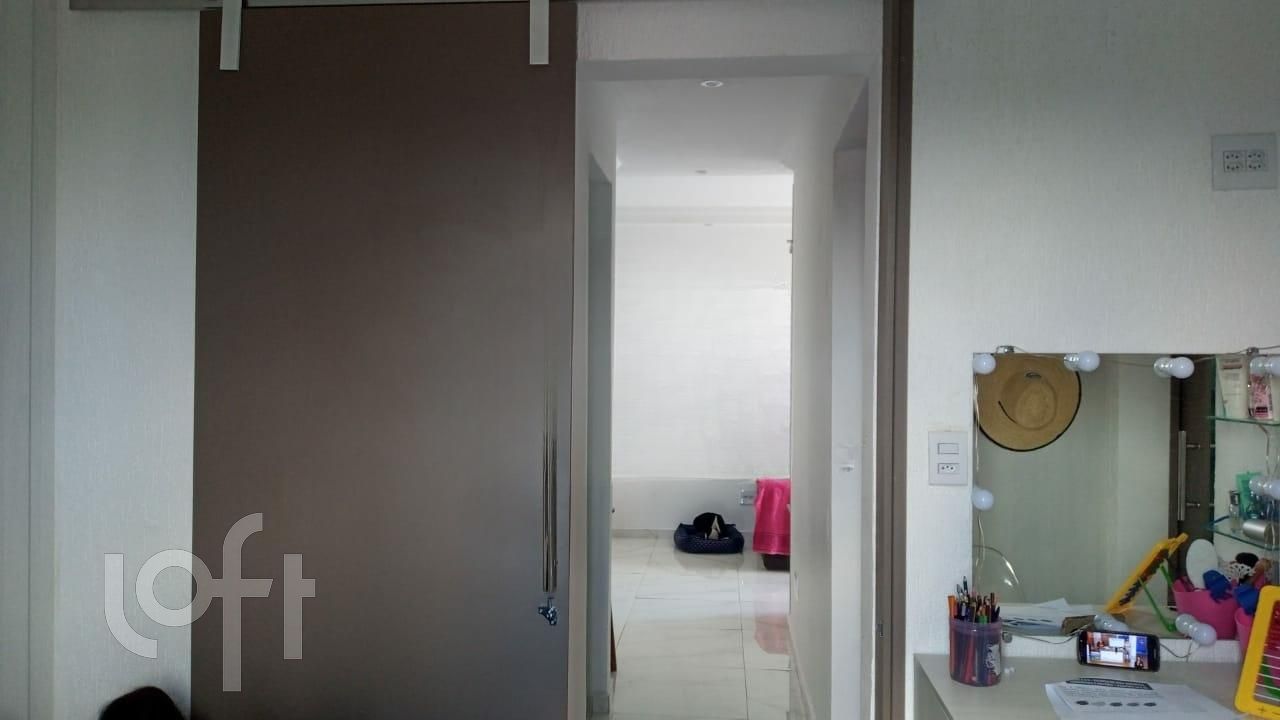 Apartamento à venda com 2 quartos, 60m² - Foto 12