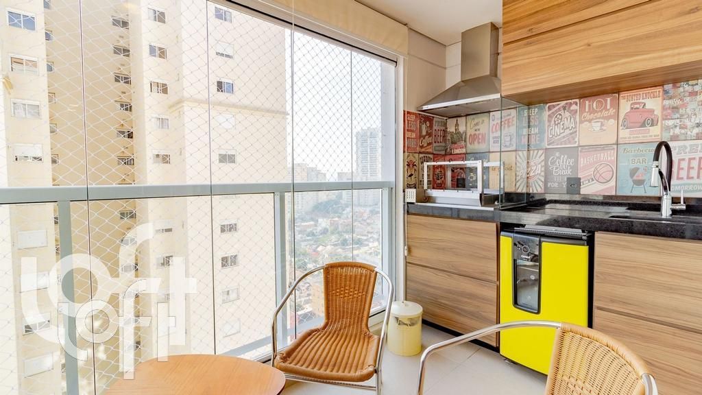 Apartamento à venda com 2 quartos, 76m² - Foto 14