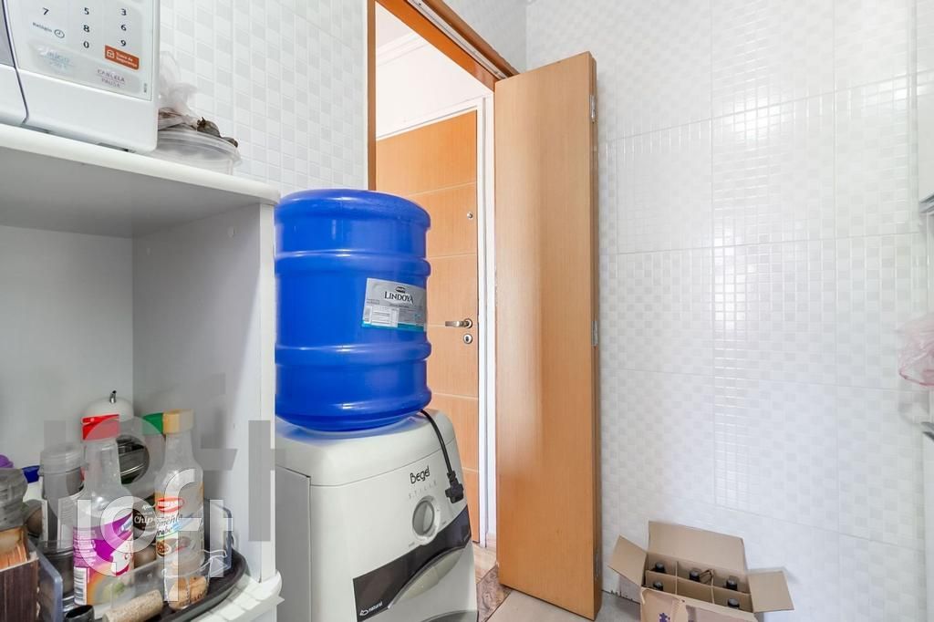 Apartamento à venda com 1 quarto, 49m² - Foto 21