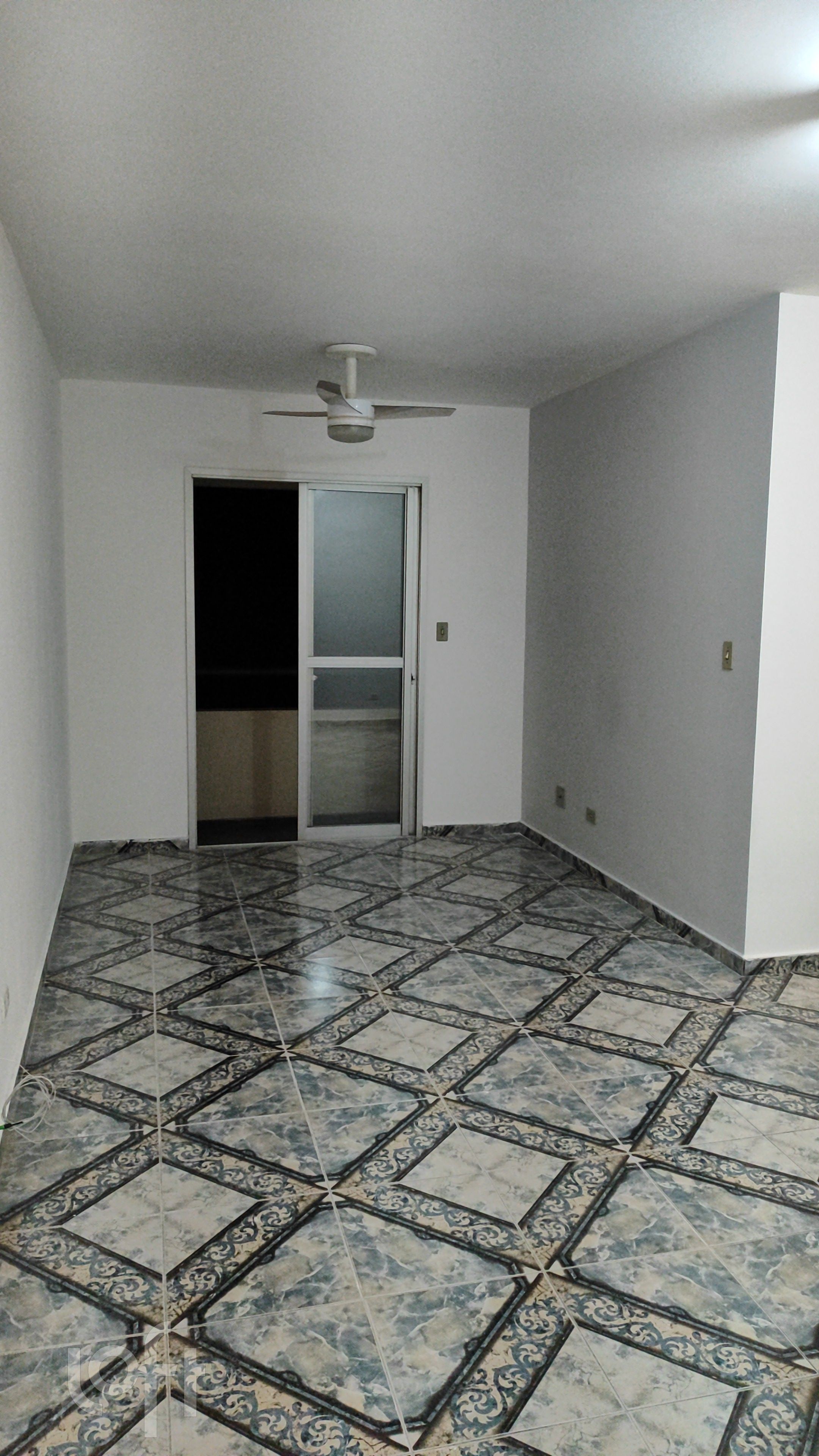 Apartamento à venda com 3 quartos, 72m² - Foto 1