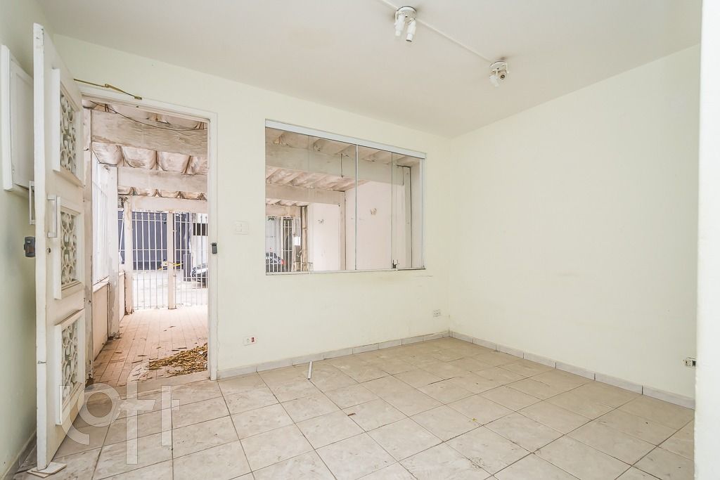 Casa à venda com 3 quartos, 100m² - Foto 1
