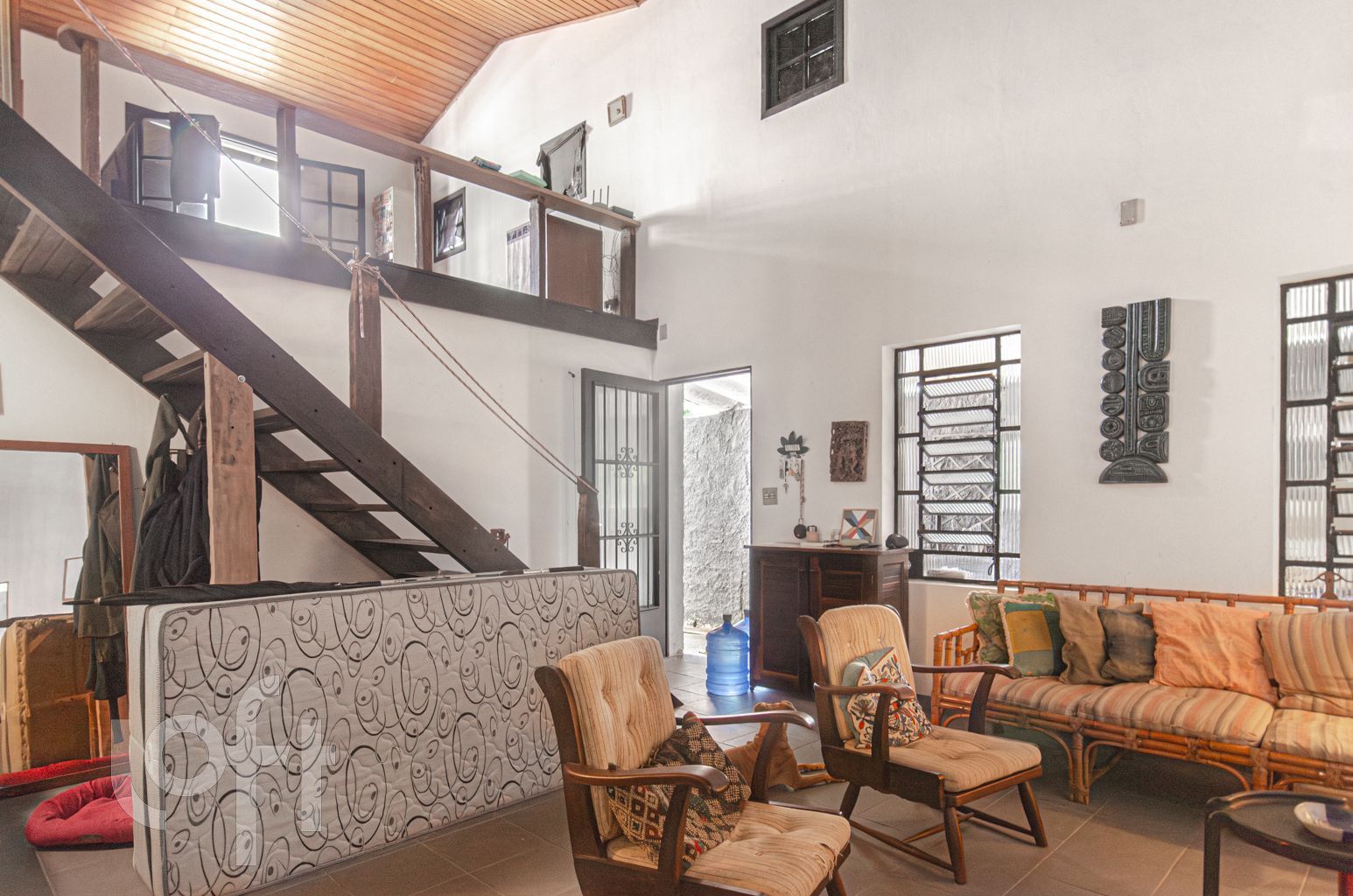 Casa, 6 quartos, 220 m² - Foto 4