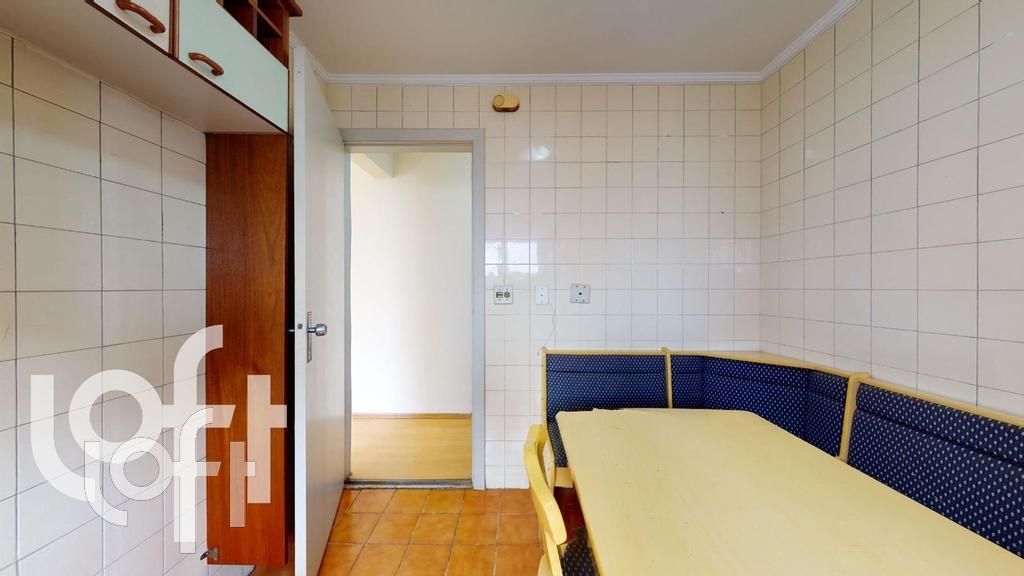Apartamento à venda com 2 quartos, 64m² - Foto 28