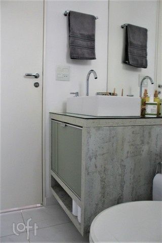 Apartamento à venda com 2 quartos, 65m² - Foto 11