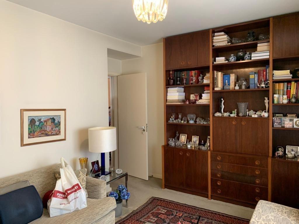 Apartamento à venda com 3 quartos, 224m² - Foto 11