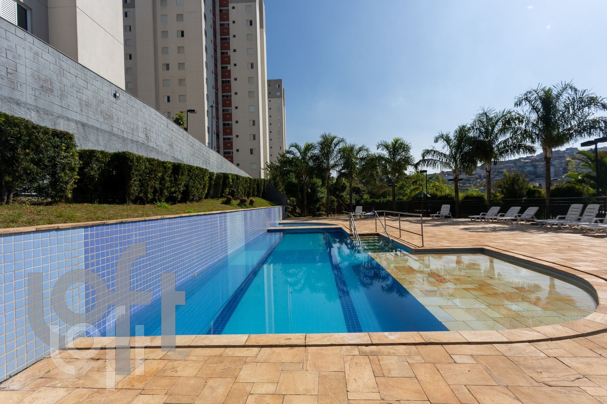 Apartamento à venda com 2 quartos, 50m² - Foto 25