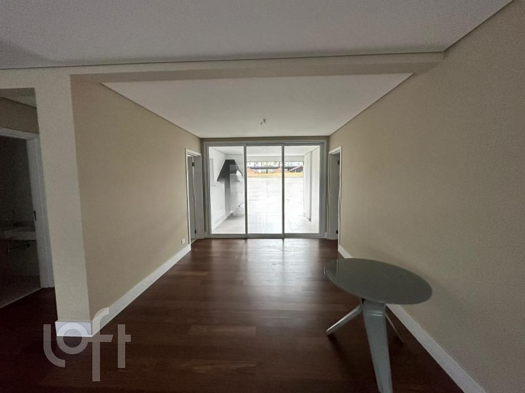 Apartamento, 3 quartos, 221 m² - Foto 1