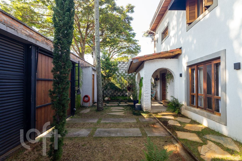 Casa, 3 quartos, 210 m² - Foto 34