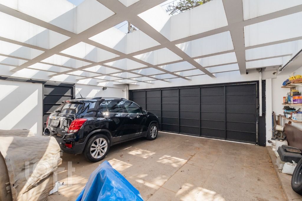 Casa à venda com 3 quartos, 284m² - Foto 23