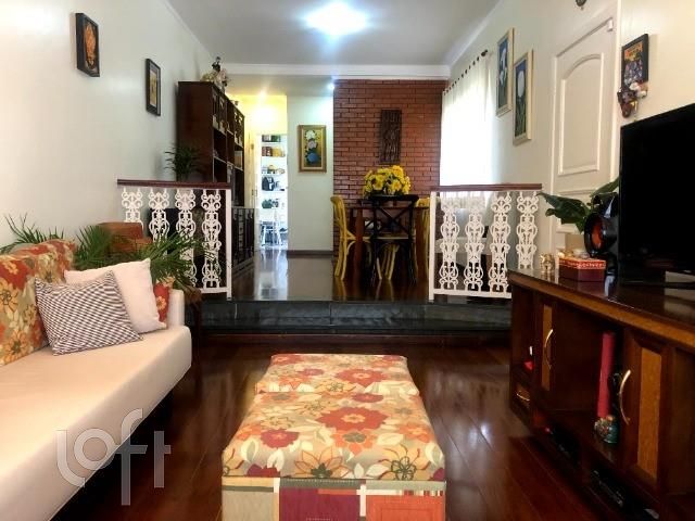 Casa, 4 quartos, 168 m² - Foto 1