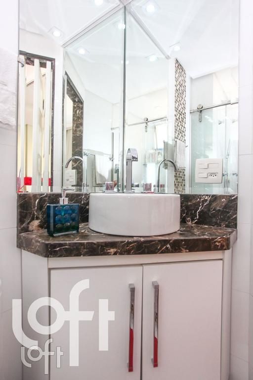 Apartamento à venda com 2 quartos, 63m² - Foto 42