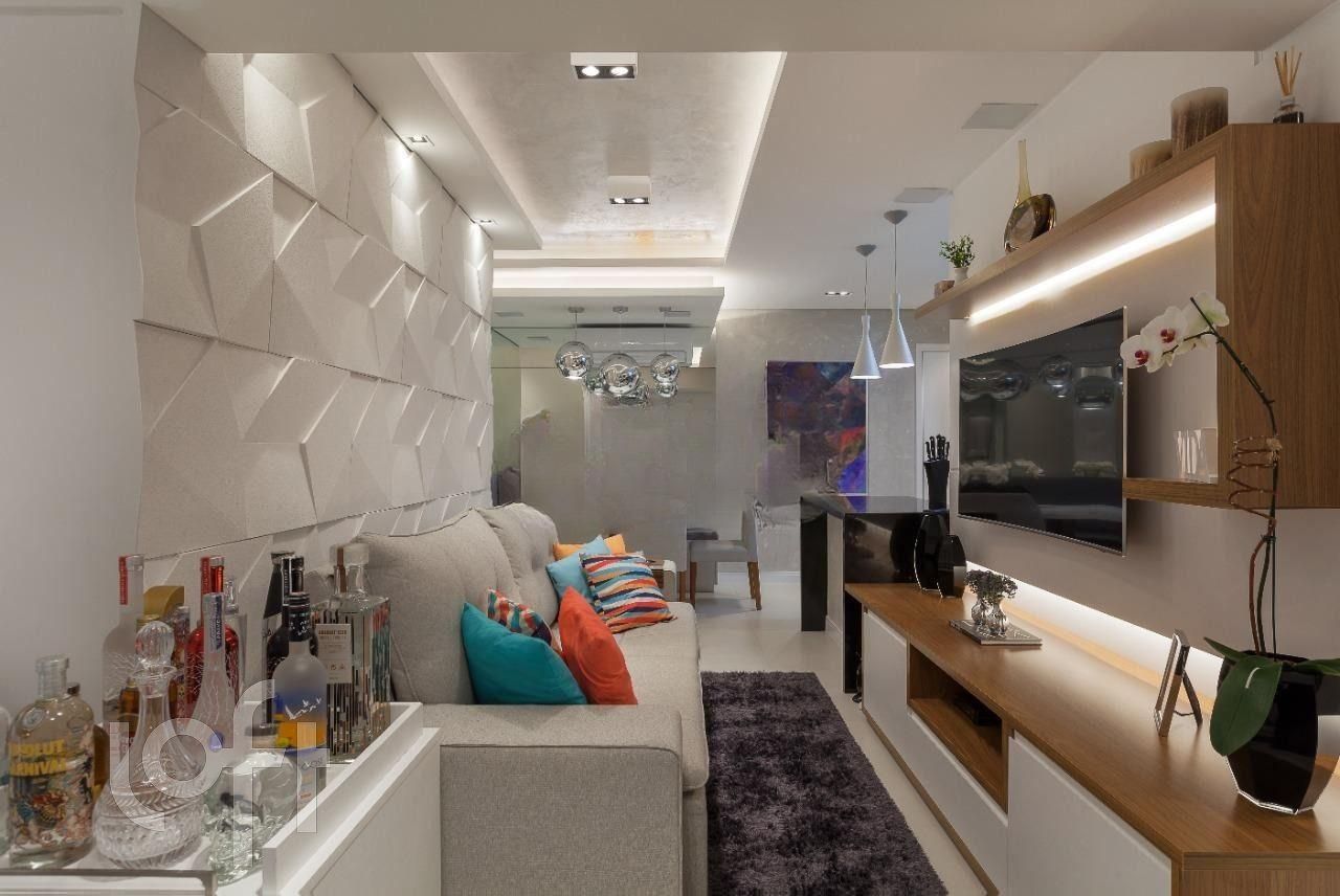Apartamento à venda com 2 quartos, 74m² - Foto 1