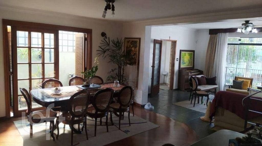 Casa, 2 quartos, 327 m² - Foto 4