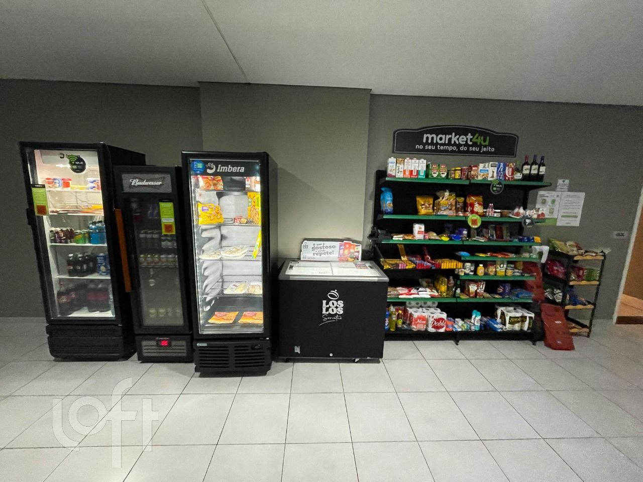 Apartamento à venda com 2 quartos, 65m² - Foto 47
