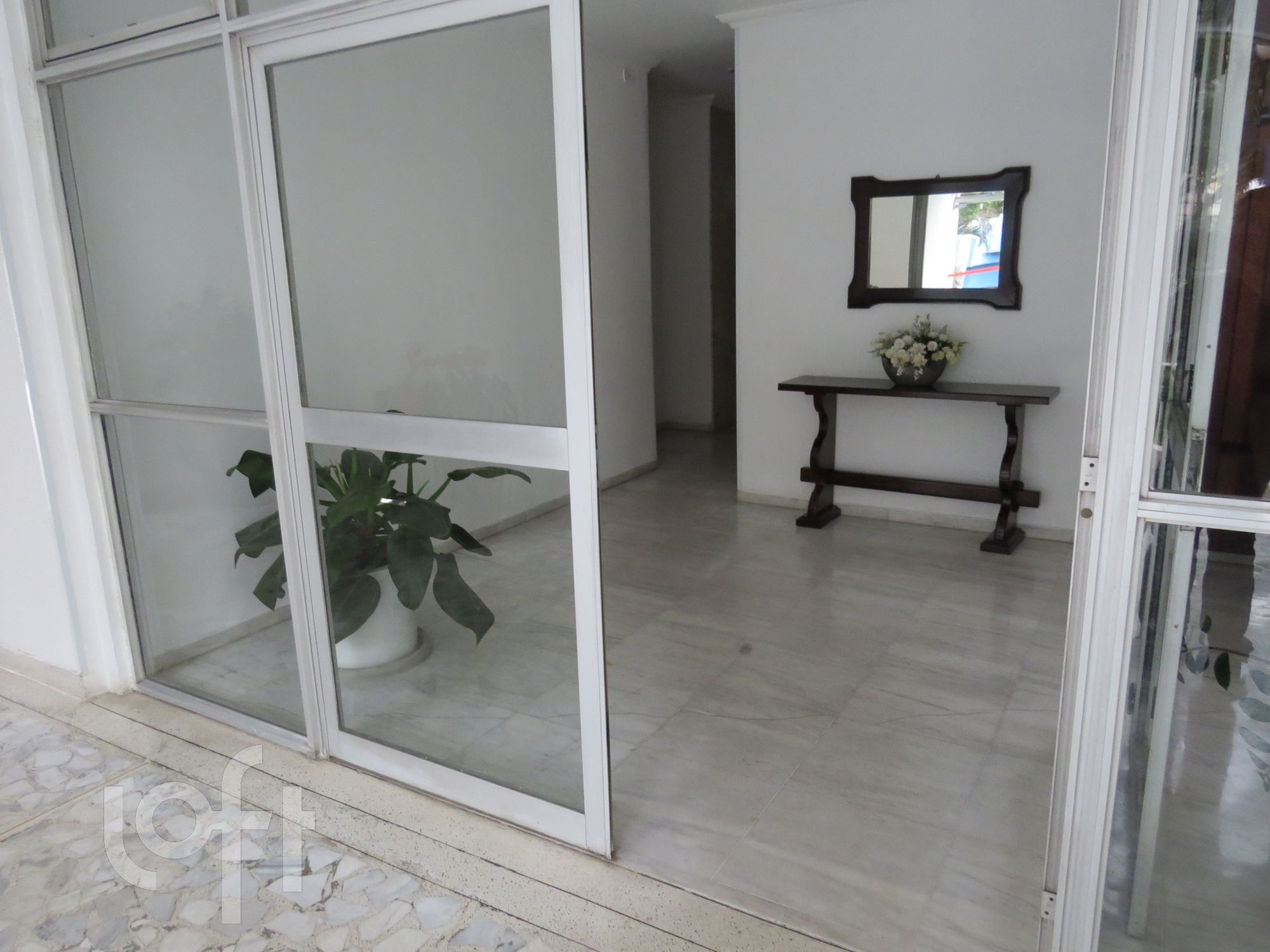 Apartamento à venda com 1 quarto, 36m² - Foto 17
