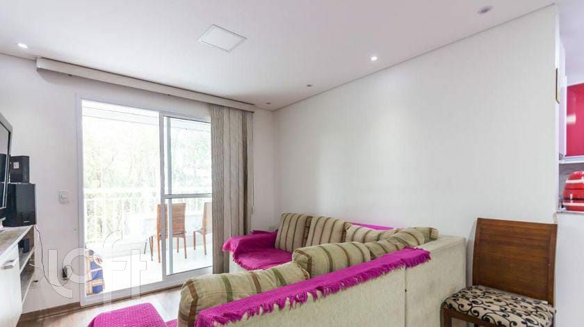 Apartamento à venda com 3 quartos, 82m² - Foto 1