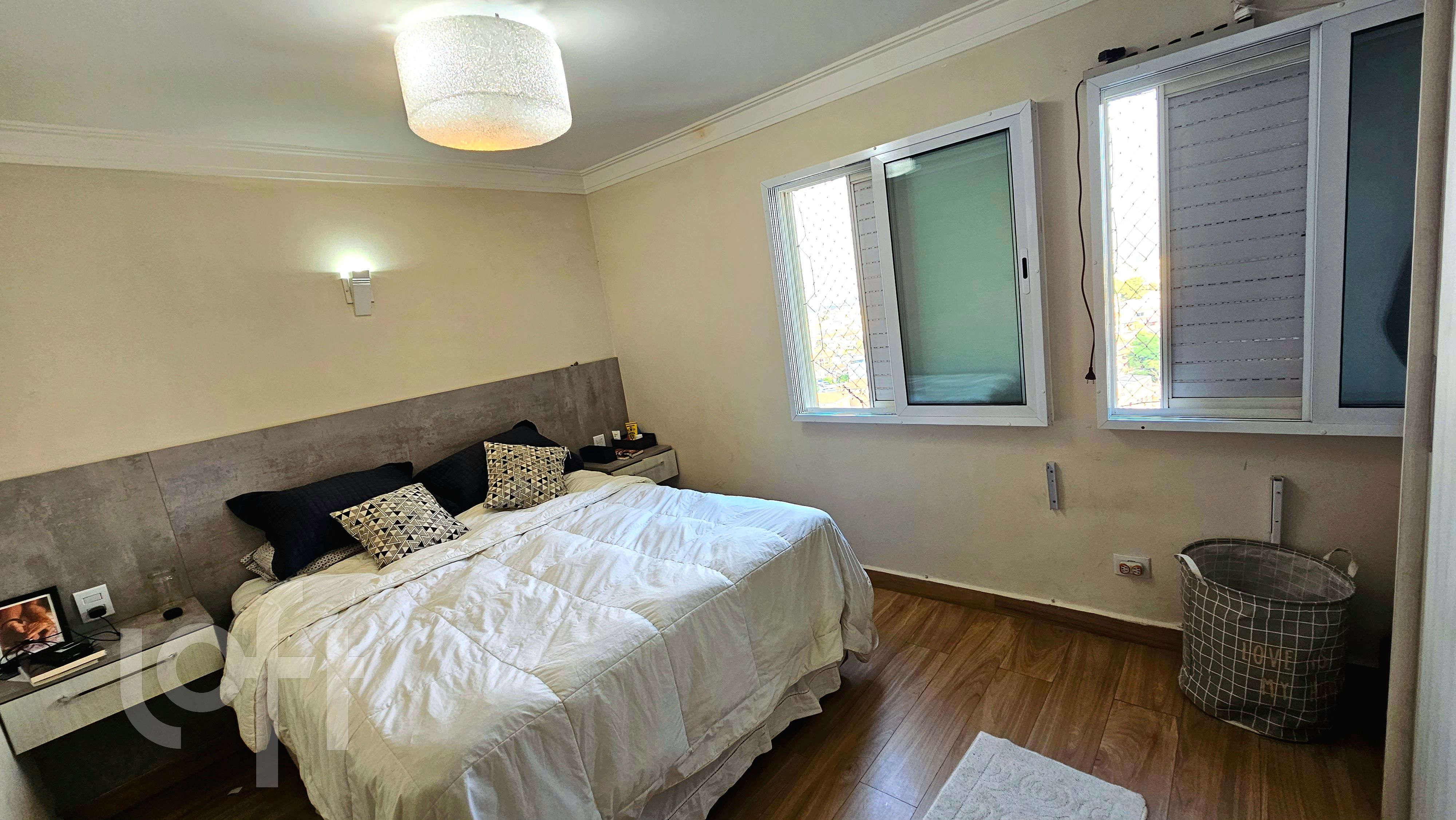 Apartamento à venda com 1 quarto, 54m² - Foto 4