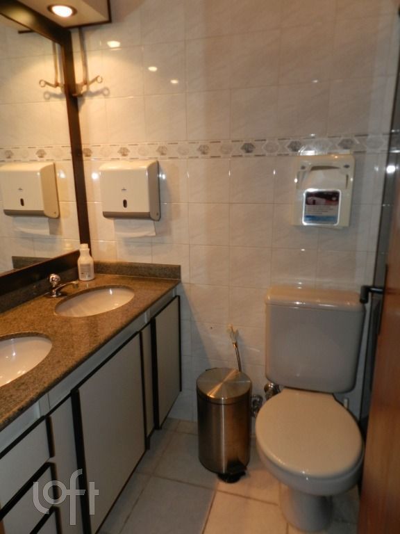 Casa à venda com 3 quartos, 246m² - Foto 11