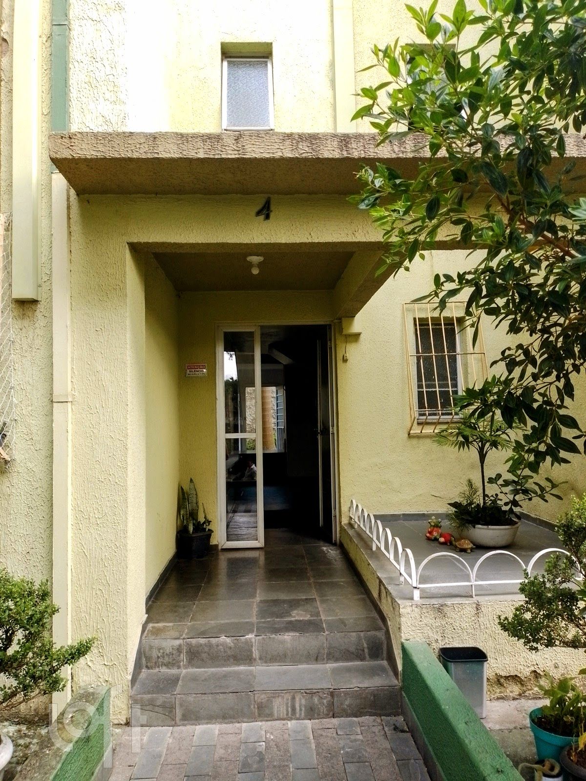 Apartamento à venda com 2 quartos, 75m² - Foto 12