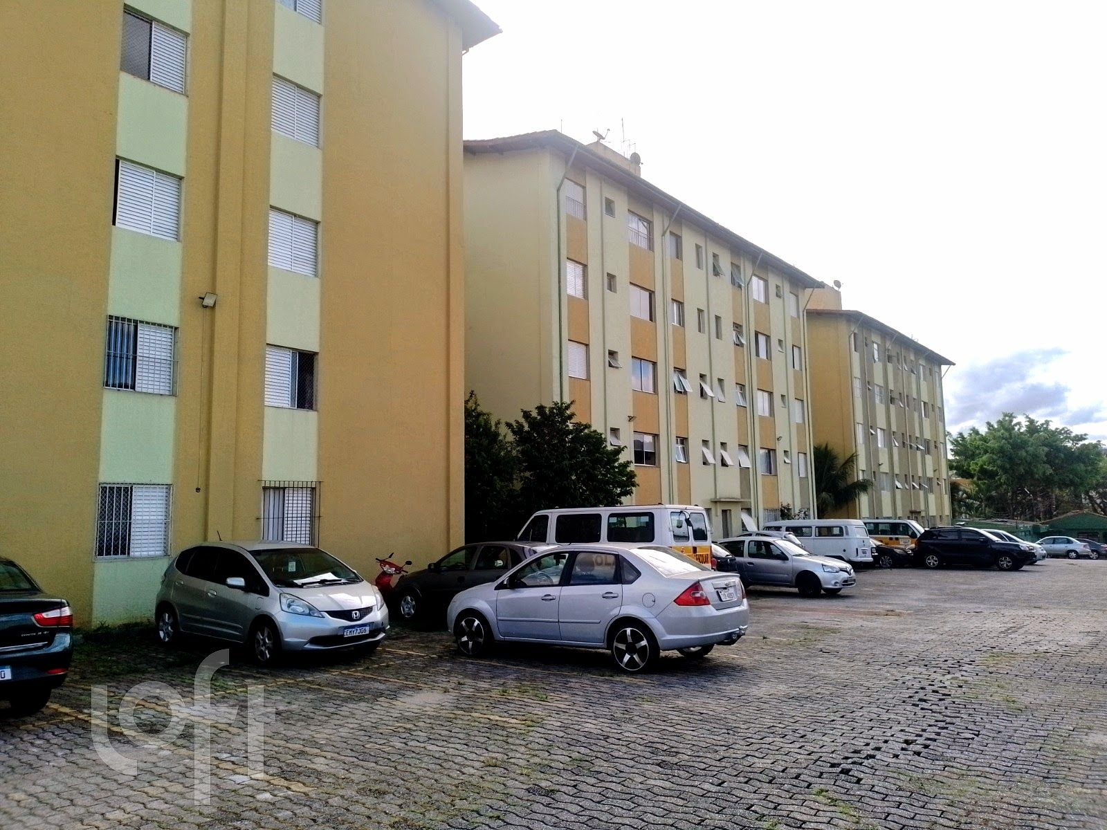 Apartamento à venda com 2 quartos, 75m² - Foto 26