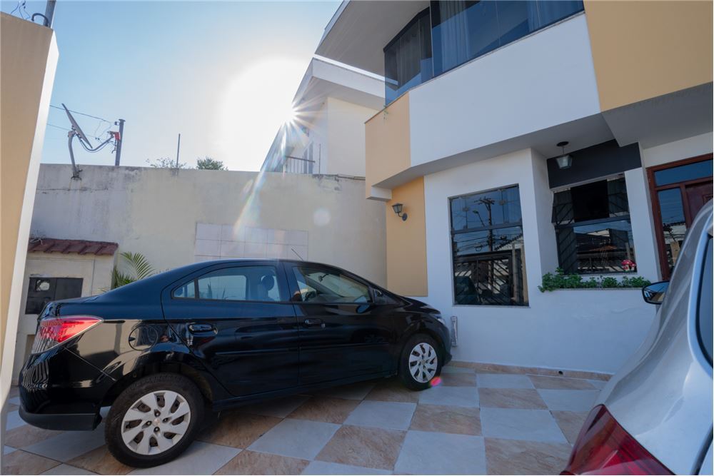 Casa, 4 quartos, 182 m² - Foto 3