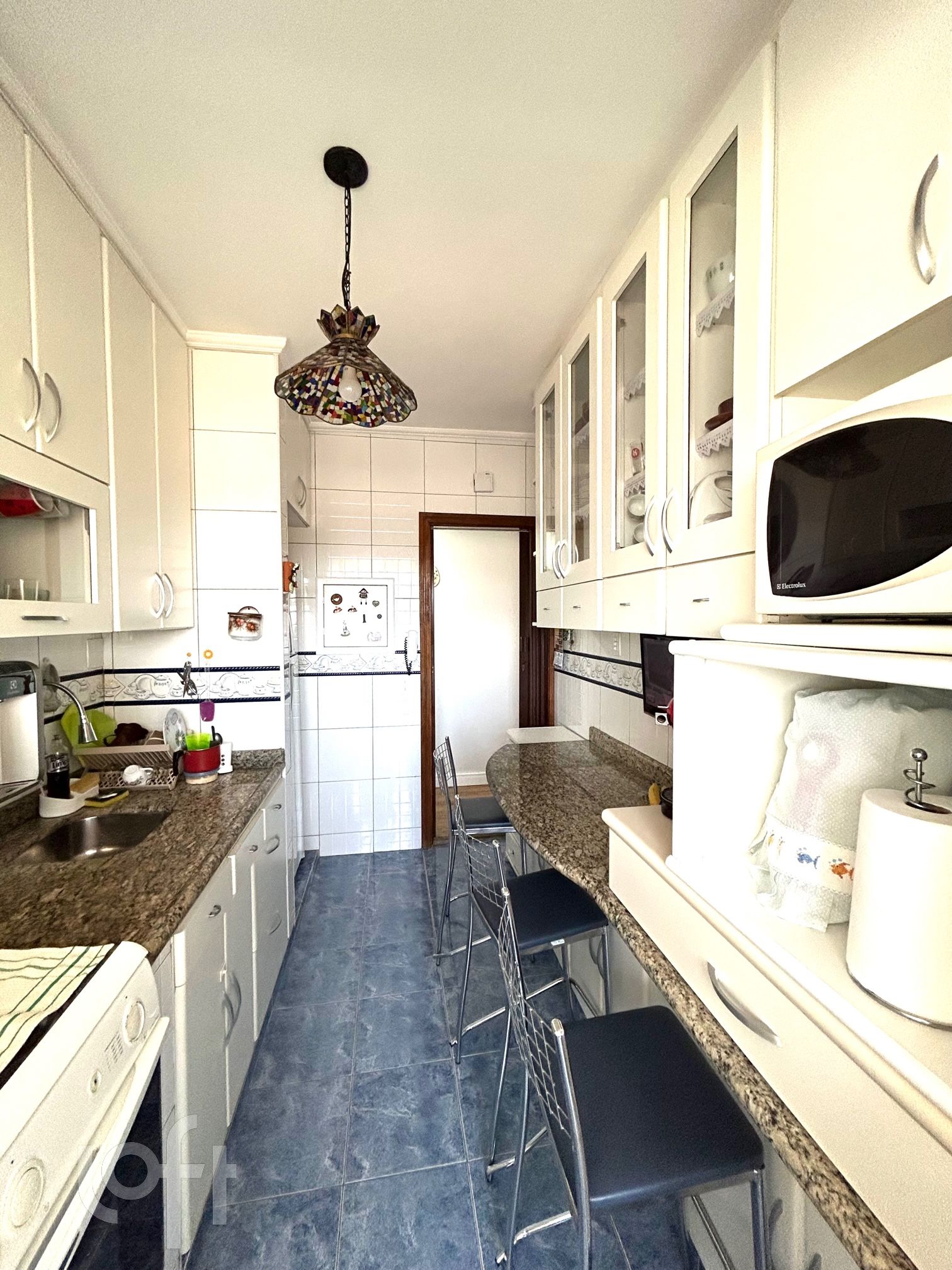 Apartamento à venda com 3 quartos, 75m² - Foto 7