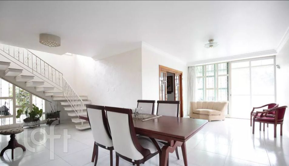 Casa, 4 quartos, 280 m² - Foto 1