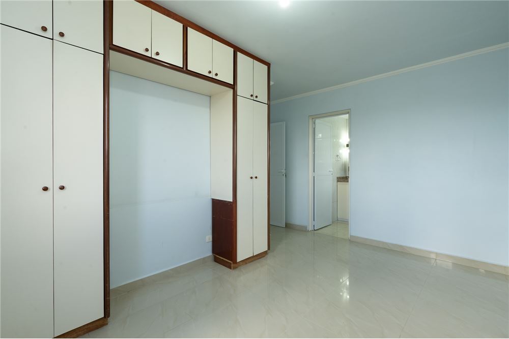 Apartamento à venda com 3 quartos, 90m² - Foto 11