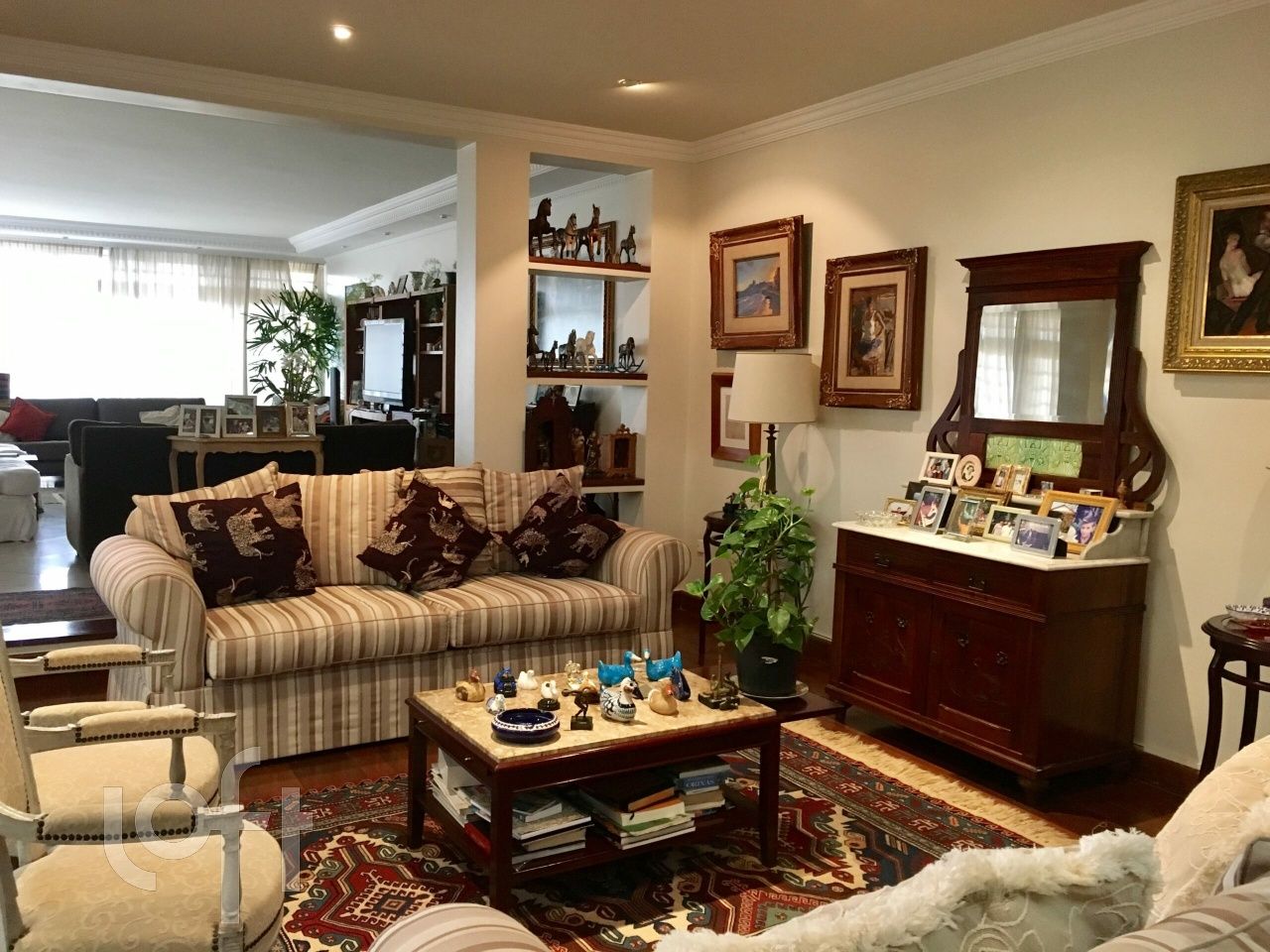 Casa, 4 quartos, 396 m² - Foto 1