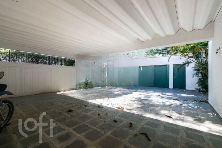 Casa à venda com 6 quartos, 600m² - Foto 30