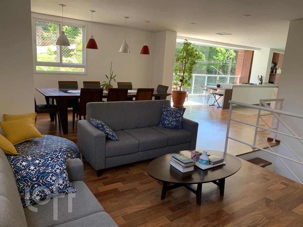 Apartamento, 3 quartos, 230 m² - Foto 1