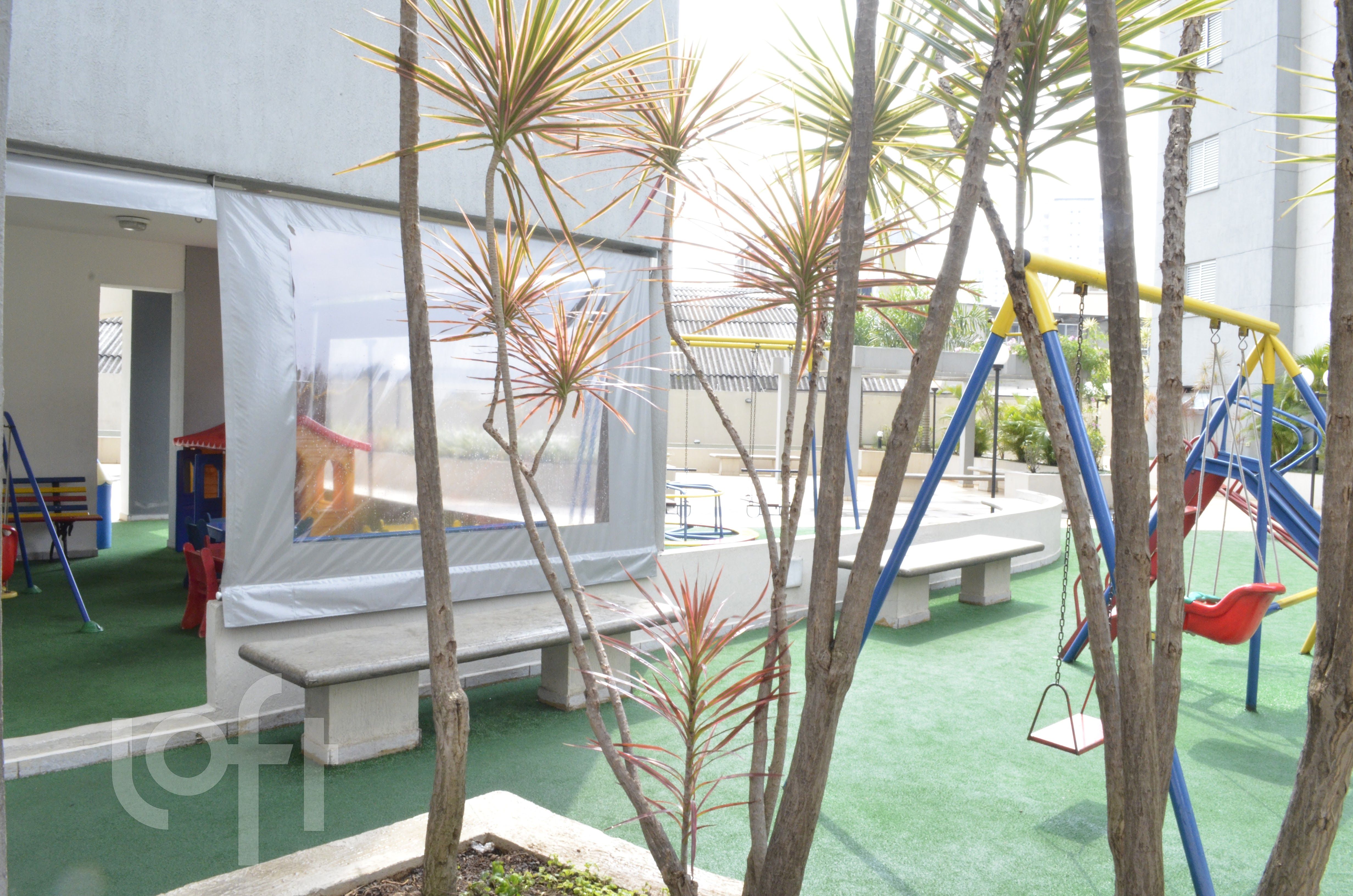 Apartamento à venda com 3 quartos, 66m² - Foto 17