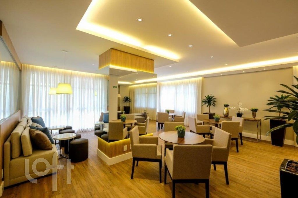 Apartamento à venda com 2 quartos, 74m² - Foto 29