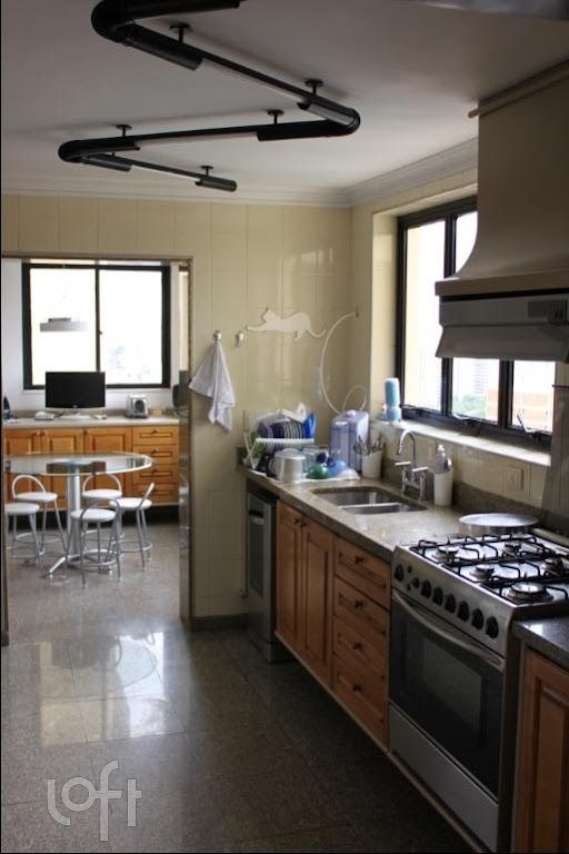 Apartamento, 4 quartos, 220 m² - Foto 2