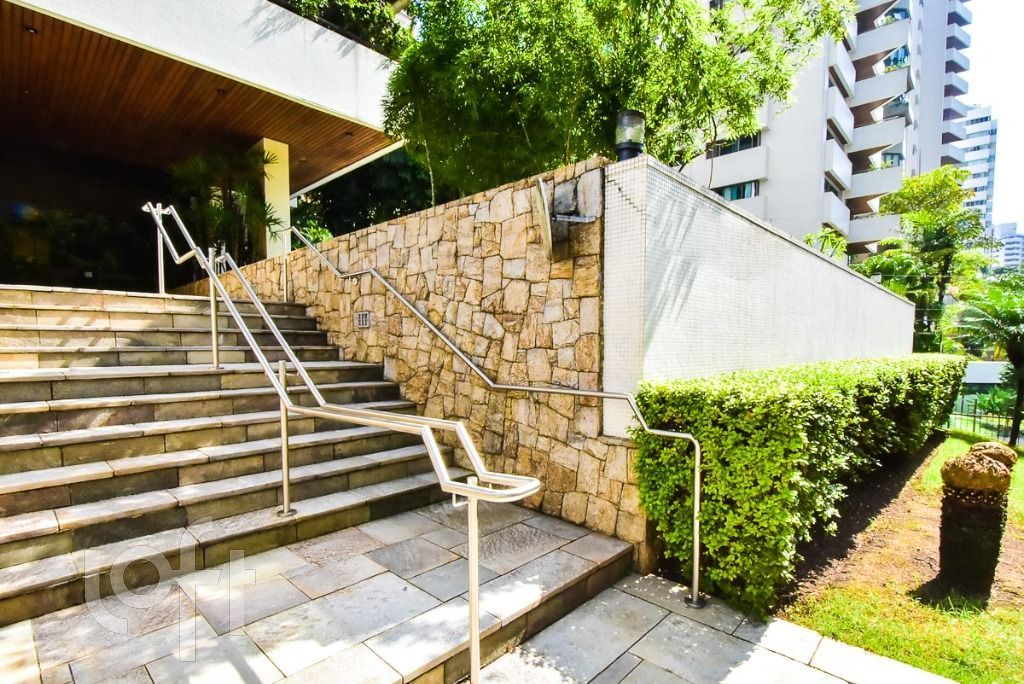 Apartamento à venda com 4 quartos, 278m² - Foto 6