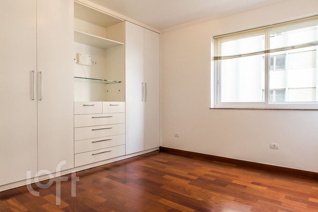 Apartamento à venda com 3 quartos, 165m² - Foto 9
