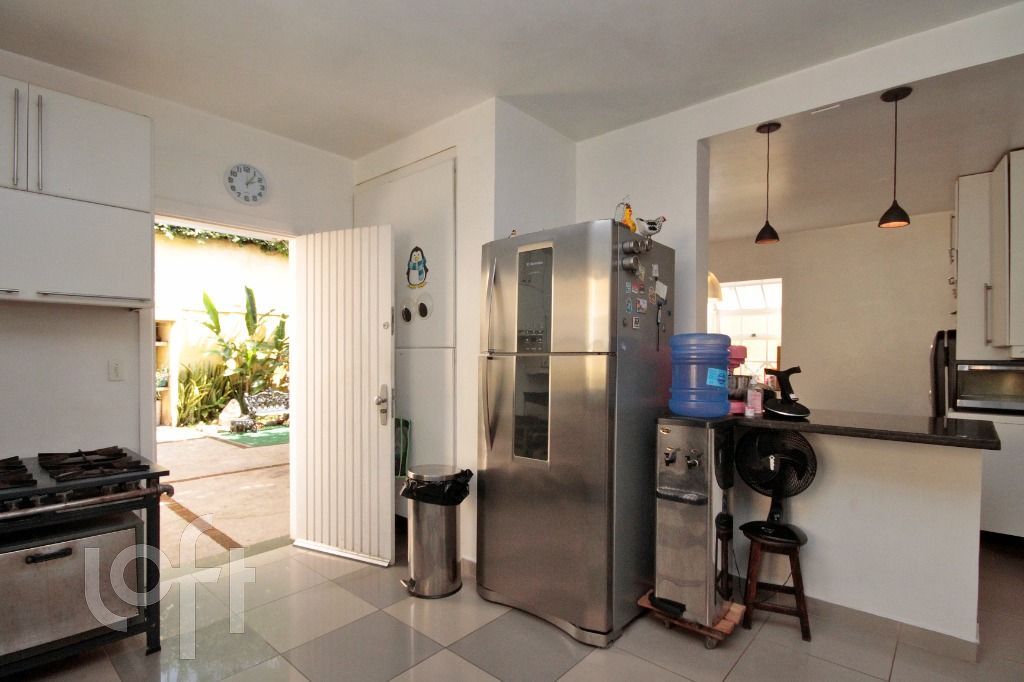 Casa, 4 quartos, 235 m² - Foto 31