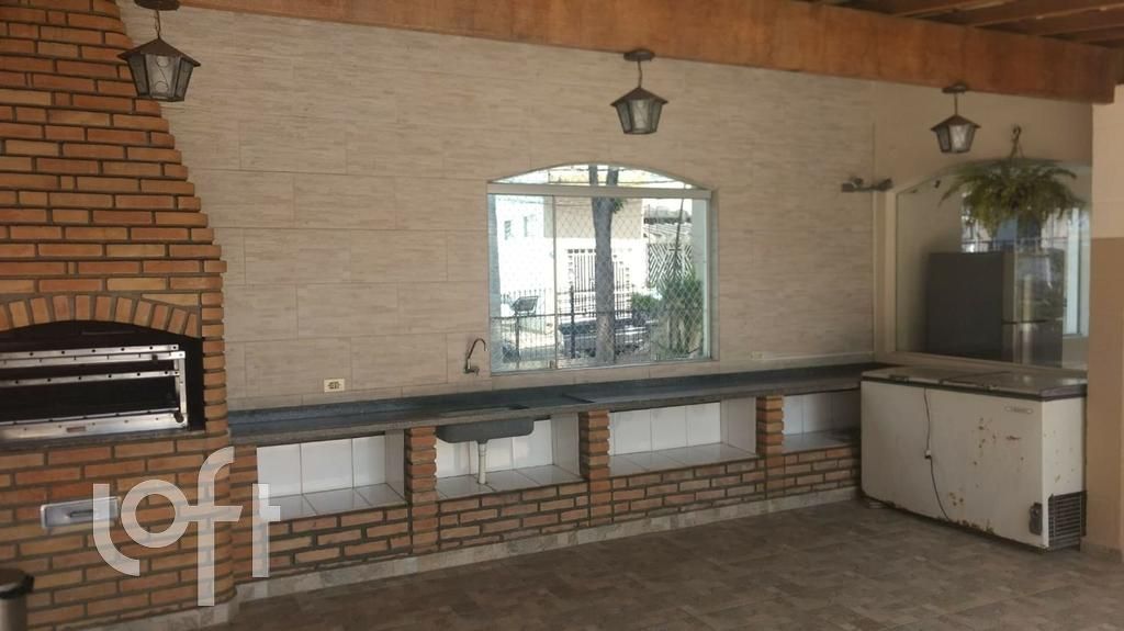 Apartamento à venda com 2 quartos, 64m² - Foto 11