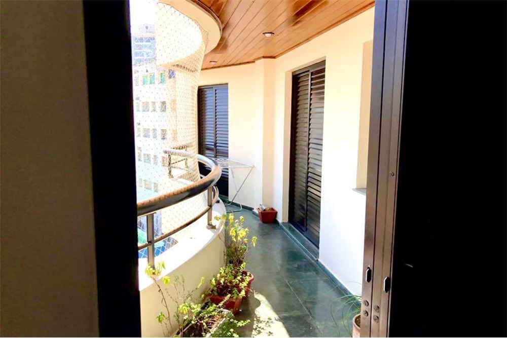 Apartamento à venda com 3 quartos, 165m² - Foto 3