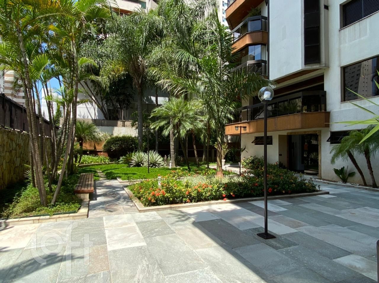 Apartamento à venda com 4 quartos, 342m² - Foto 2