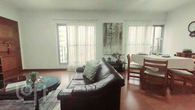 Apartamento à venda com 3 quartos, 113m² - Foto 1
