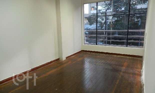 Casa à venda com 8 quartos, 250m² - Foto 1