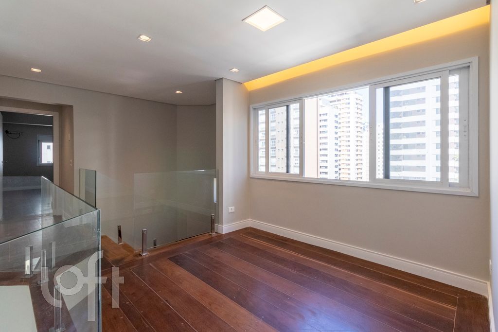 Apartamento à venda com 4 quartos, 230m² - Foto 8