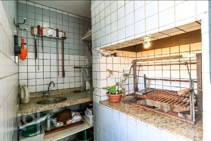 Apartamento à venda com 4 quartos, 190m² - Foto 6