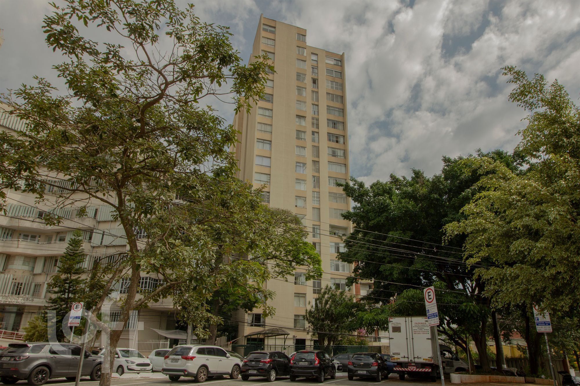 Apartamento, 3 quartos, 220 m² - Foto 1